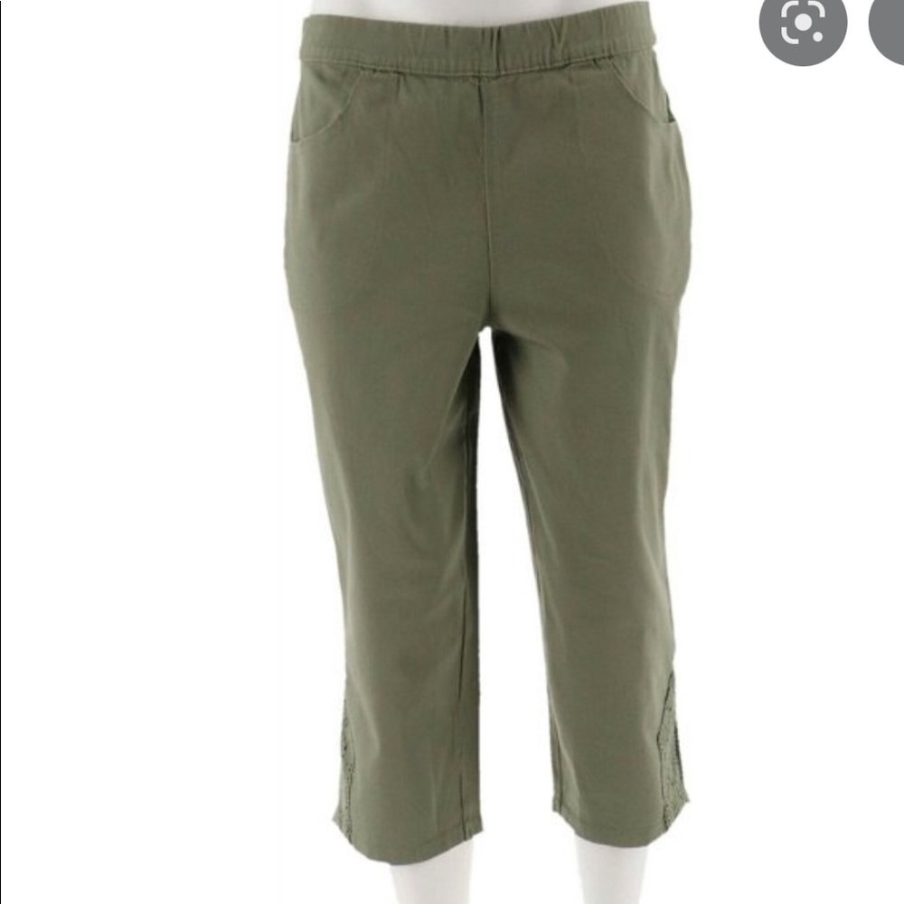 Denim&Co. Pull On Capri Pants with Crochet Details - size 14 (Olive)